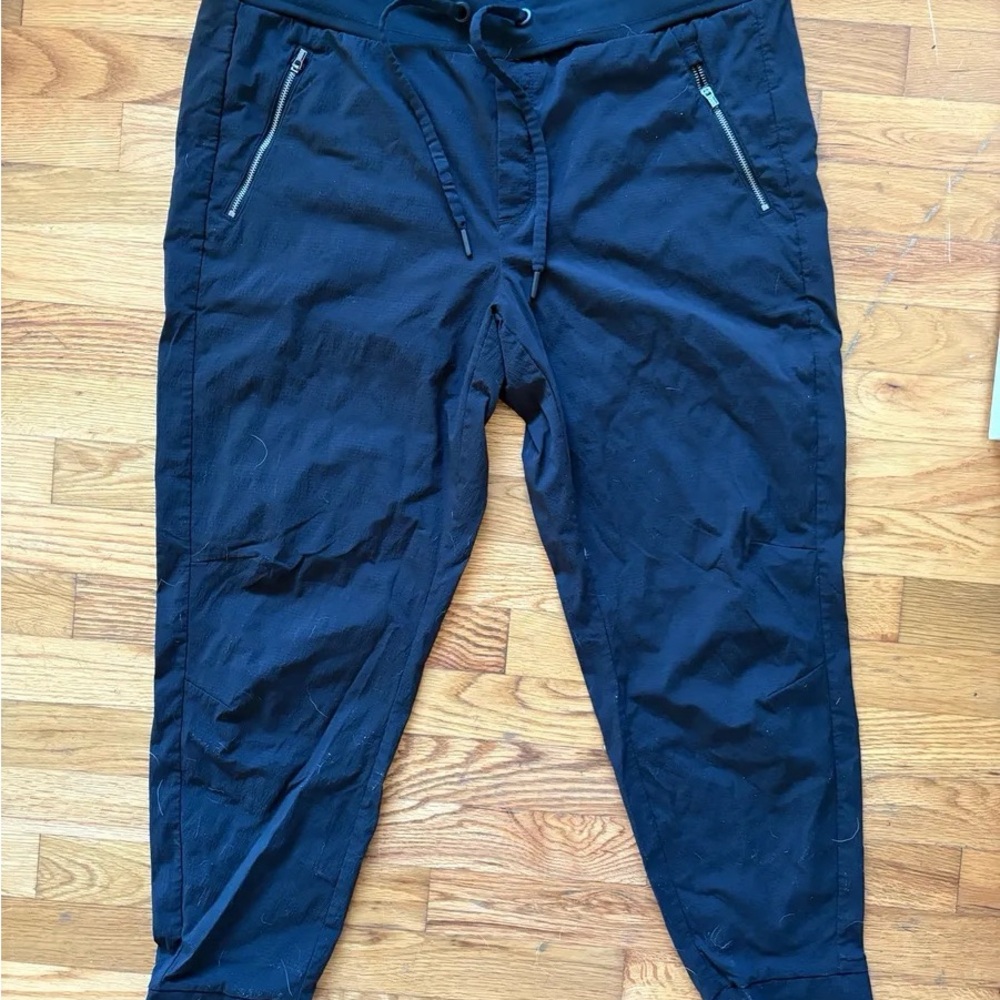 Athleta Women’s Joggers with Zippered Pockets